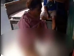 Heboh Aksi Wanita Pamer Kemaluan Bikin Warga Resah