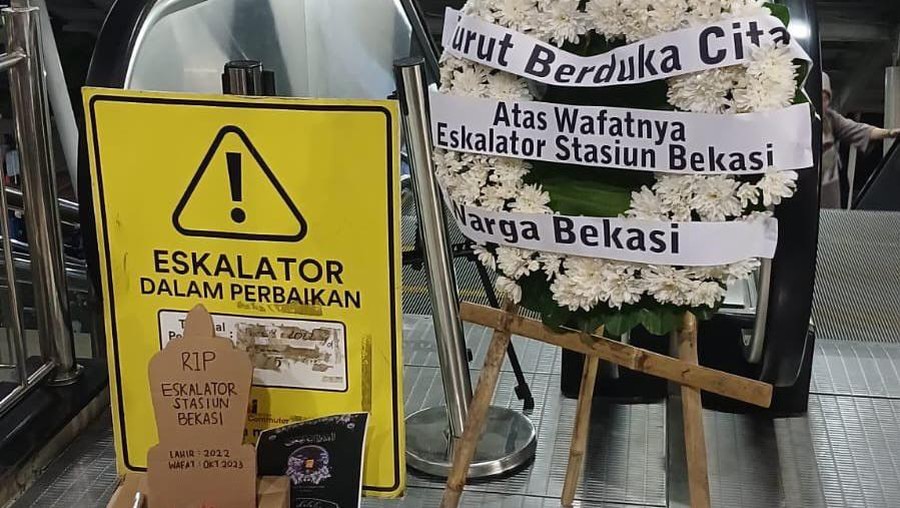 Eskalator Stasiun Bekasi