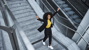 4 Zodiak Ini Katanya Paling Punya Karier Cemerlang, Ada Kamu?