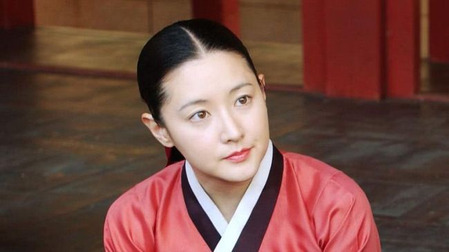 Setelah Jewel in the Palace (2003), Lee Young-ae akan kembali menjadi Jang-geum dalam drama Dae Jang Geum versi baru. 