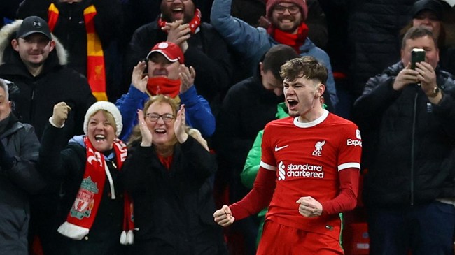 Conor Bradley tampil impresif bersama Liverpool saat mengalahkan Chelsea 4-1 di Liga Inggris, Kamis (1/2) dini hari WIB. Berikut profil Conor Bradley.