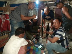 Pria di Sumbawa Curi Uang dan HP untuk Beli Sabu-Judi Slot