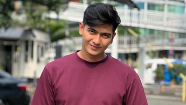 img-title Ria Ricis Tuntut Nafkah Anak, Teuku Ryan Minta Kerjaan ke Teman