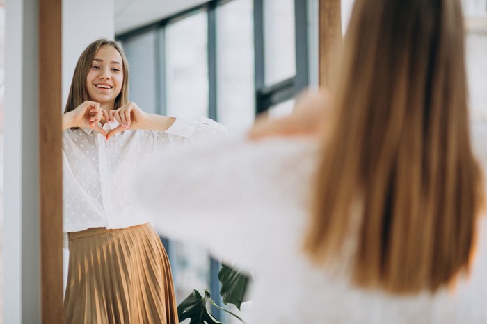 5 cara mengembangkan self-talk/Foto: freepik/senivpetro