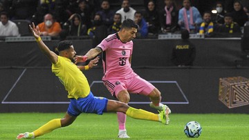 Berita Panas dari Dunia Sport CNN : Pelatih Arab Saudi Tiba-tiba Panggil Rekan Setim Ronaldo