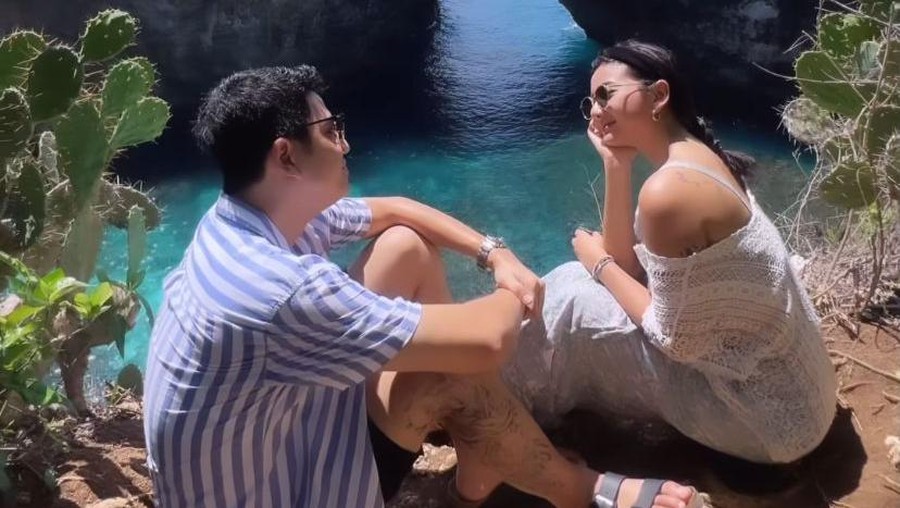 Glenca Chysara dan Rendi John