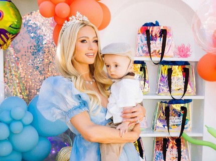 7 Potret Ulang Tahun Anak Pertama Paris Hilton Bertema Sliving Under the Sea
