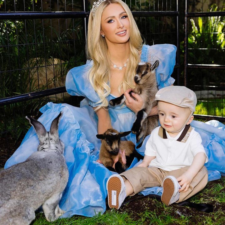 <p>Perempuan 42 tahun ini juga menyampaikan ucapan menyentuh di perayaan ulang tahun anaknya yang satu ini. (Foto: Instagram@parishilton)</p>