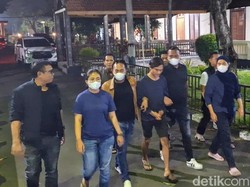 Pemerkosa Siswi SD Bondowo Jadi Pelayan Resto Saat Kabur ke Bali