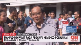 VIDEO: Mahfud MD Pamit Pada Pegawai Kemenko Polhukam