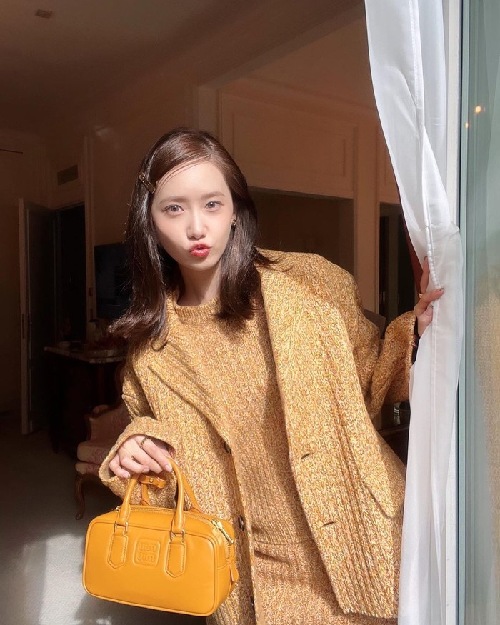 Sukses debut sebagai idol bersama Girls’ Generation, Yoona juga sukses menjadi model dari 40 lebih brand dan aktingnya Jumlah pengikut Yoona di instagram saat ini adalah 17,3 juta./ Foto: instagram.com/yoona__lim