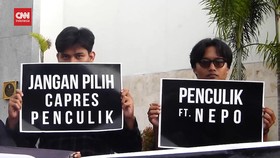VIDEO: Aksi Kamisan Jogja, Aktivis: Tolak Pelanggar HAM Jadi Presiden