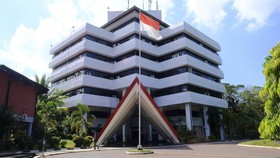 Rektor Unhas: Petisi Kritik Pemerintahan Jokowi Tak Wakili Institusi