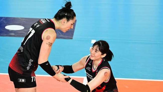 Giovanna Milana mengungkapkan peran penting kapten tim Lee So Young dalam kemenangan Red Sparks atas IBK Altos di Liga Voli Korea.