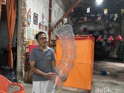 Kampung Tambak Bayan Surabaya Bersolek, Ubah Barang Bekas Jadi Lampion