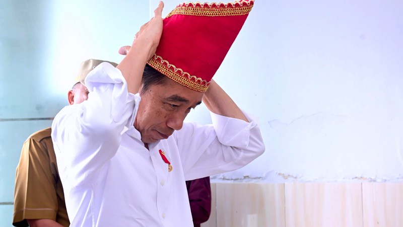 Sejumlah rektor universitas menyampaikan apresiasi dan memberi semangat kepada Presiden Joko Widodo (Jokowi) atas kerja keras selama memimpin
