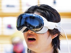 Headset Vision Pro Dijual Rp 55 Juta, CEO Apple Anggap Harganya Sudah Pas