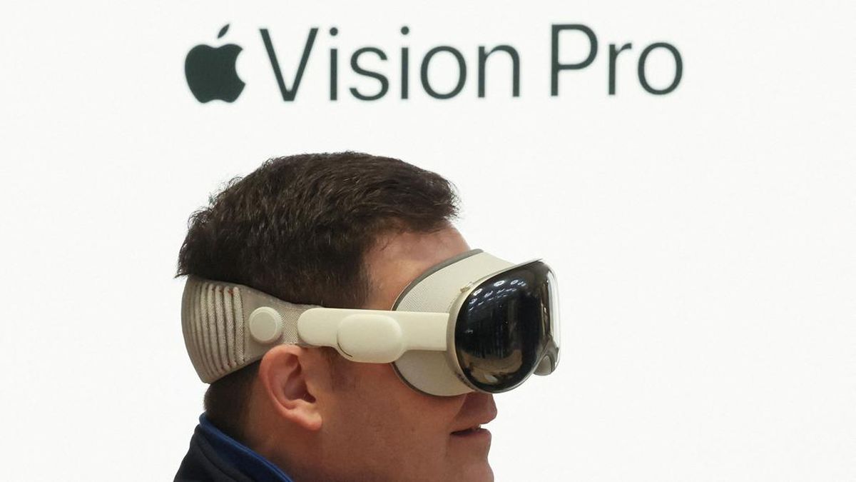Penjualan Lesu, Produksi Apple Vision Pro Dipangkas