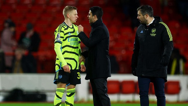 Mikel Arteta memastikan masalah cekcok yang terjadi antara Oleksandr Zinchenko dan Ben White sudah diatasi jelang Arsenal vs Liverpool di Liga Inggris.