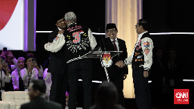 Potensi Saling Salip Anies-Ganjar di 'Tikungan Terakhir' Pilpres 2024
