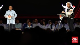 Ganjar Sindir Prabowo: Bapak Koreksi Pertanyaan Bapak ke Saya?