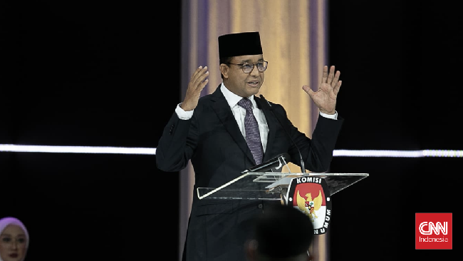 Capres nomor urut 1, Anies Baswedan mengucapkan bahasa Jawa, Sunda dan Maluku dalam sesi pembukaan debat terakhir capres, Minggu (4/2) malam.