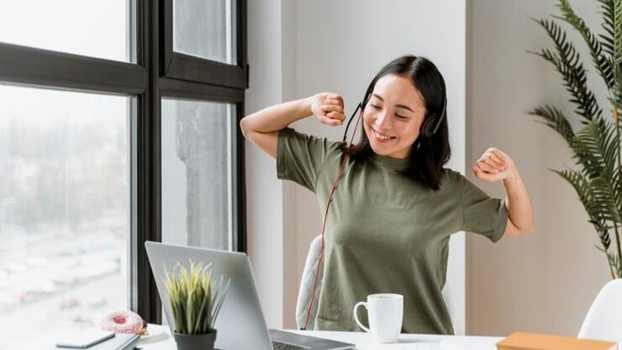 Pandai Atur Waktu, Ini 4 Zodiak yang Punya Work-Life Balance Terbaik