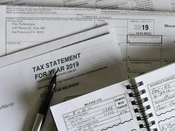 4 Jenis Tarif Pajak, Pengelompokan, dan Contohnya
