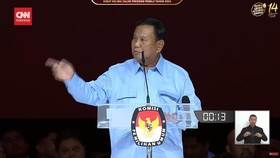 VIDEO: Prabowo Ingin Bantu Istana Kesultanan: Banyak Sudah Mau Roboh