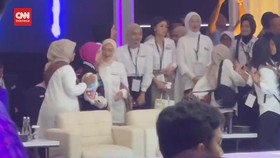 VIDEO: Momen Atiqoh dan Alam Ganjar Sambangi Tempat Suporter AMIN