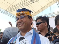 Prabowo Minta Maaf di Akhir Debat, Anies: Tak Ada Salahnya