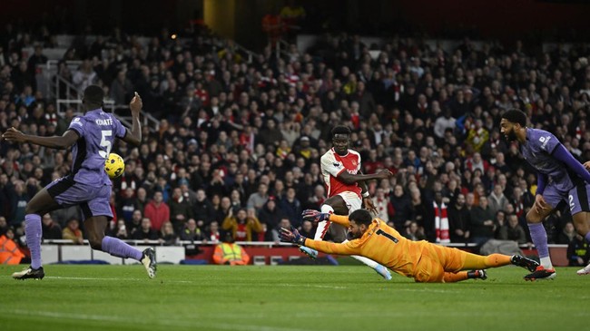 Arsenal terancam pincang saat menjamu Liverpool di Liga Inggris pada Minggu (27/10). Namun, tim tamu juga harus kehilangan beberapa pemain pilar.