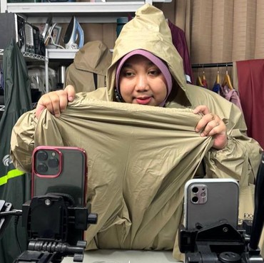 Dini Nurul Islami, Guru Honorer yang Sukses Mengubah Hidup lewat Shopee Affiliate & Shopee Live