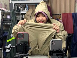 Dini Nurul Islami, Guru Honorer yang Sukses Mengubah Hidup lewat Shopee Affiliate & Shopee Live