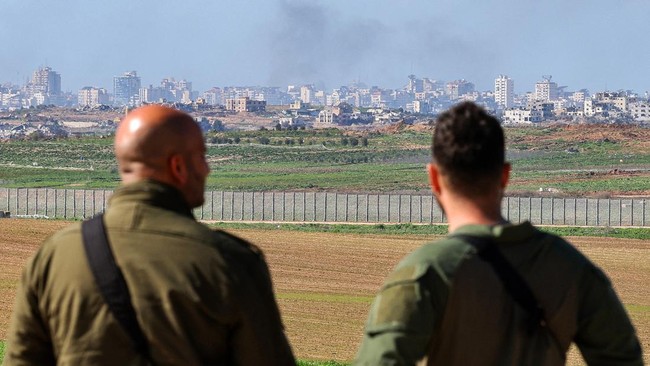 Tentara Israel menyampaikan keluh kesah 'dipaksa' perangi orang-orang Palestina di Jalur Gaza karena kebijakan Kabinet Perang Benjamin Netanyahu.