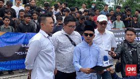 Muncul Aksi dari Caleg Gerindra Protes Guru Besar Unair Kritik Jokowi