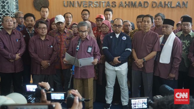 Guru besar hingga mahasiswa Universitas Ahmad Dahlan (UAD)  sampaikan 'Seruan Moral Menyelamatkan Demokrasi Indonesia'.