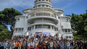 LSM Kritik Balik Kabinet Jokowi Soal Civitas Akademika Partisan