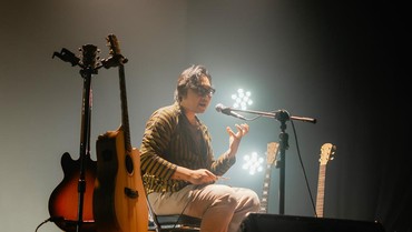 Lirik Lagu Gaze - Adhitia Sofyan