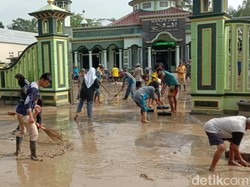 Banjir di Brebes Surut, Jalan Bumiayu-Salem Bisa Dilewati Lagi