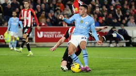 Hasil Liga Inggris: Foden Cetak Hattrick, Man City Pepet Liverpool