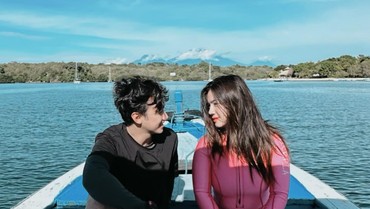 img-title Ini Penjelasan Felicya Angelista Soal Tak Akan Bercerai dengan Caesar Hito