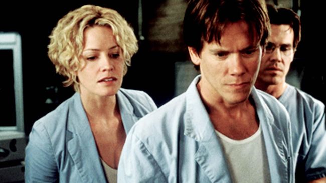 Jadwal Bioskop Trans TV hari ini (6 Februari) Hollow Man. Berikut sinopsis Hollow Man dibintangi Kevin Bacon dan Elisabeth Shue.