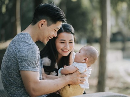 Hubungan Bunda dan Ayah Renggang saat Punya Newborn, Ini 5 Cara Mengatasinya