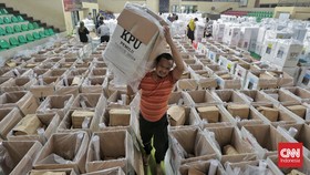 FOTO: Melihat Persiapan Logistik Pemilu 2024 di Jakarta