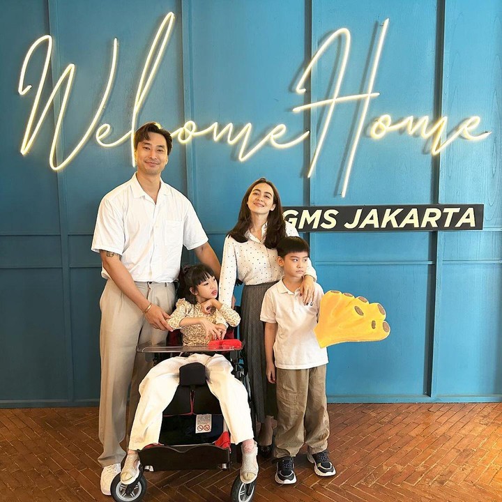 <p>Tiffany melahirkan anak pertamanya yang bernama Shannuel Favory Justin pada tahun 2016. Sementara itu, anak keduanya yang berjenis kelamin laki-laki bernama Nicholas Jeder Justin. (Foto: Instagram: @tiff.justin)</p>