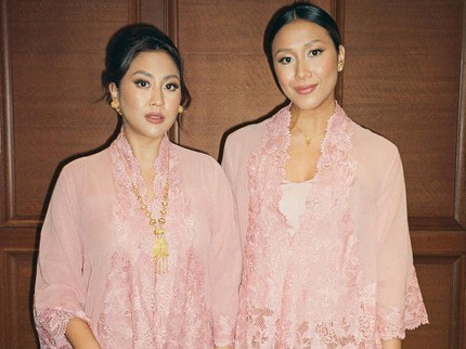 5 Potret Sherina Munaf Bersama Kedua Saudarinya yang Jarang Tersorot, Cantik Semua
