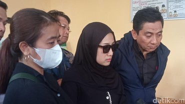 img-title Ada Bekas Gigitan dan Luka Lebam di Tubuh Sang Putra, Ini Kata Tamara Tyasmara