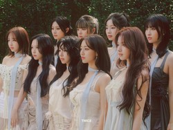 TWICE Bikin Pengumuman Penting di Panggung Konser Coldplay Seoul