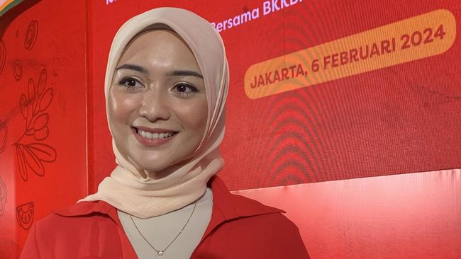 Bagi artis Citra Kirana, diet tak harus selalu menyiksa. Ada beberapa tips diet ala Citra Kirana yang tetap sehat dan tetap bisa makan apa saja.